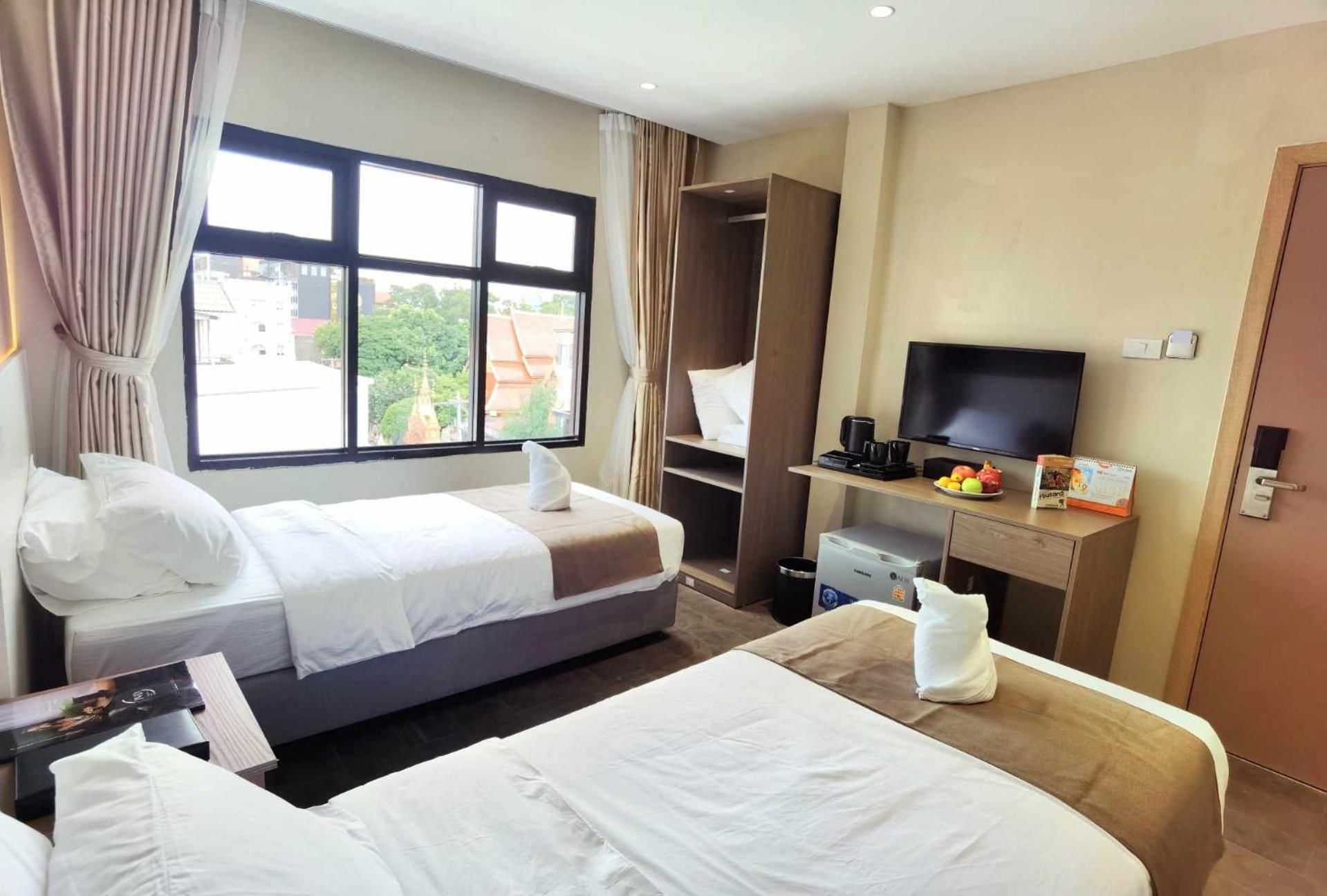 Lucie Hotel Vientiane Bagian luar foto