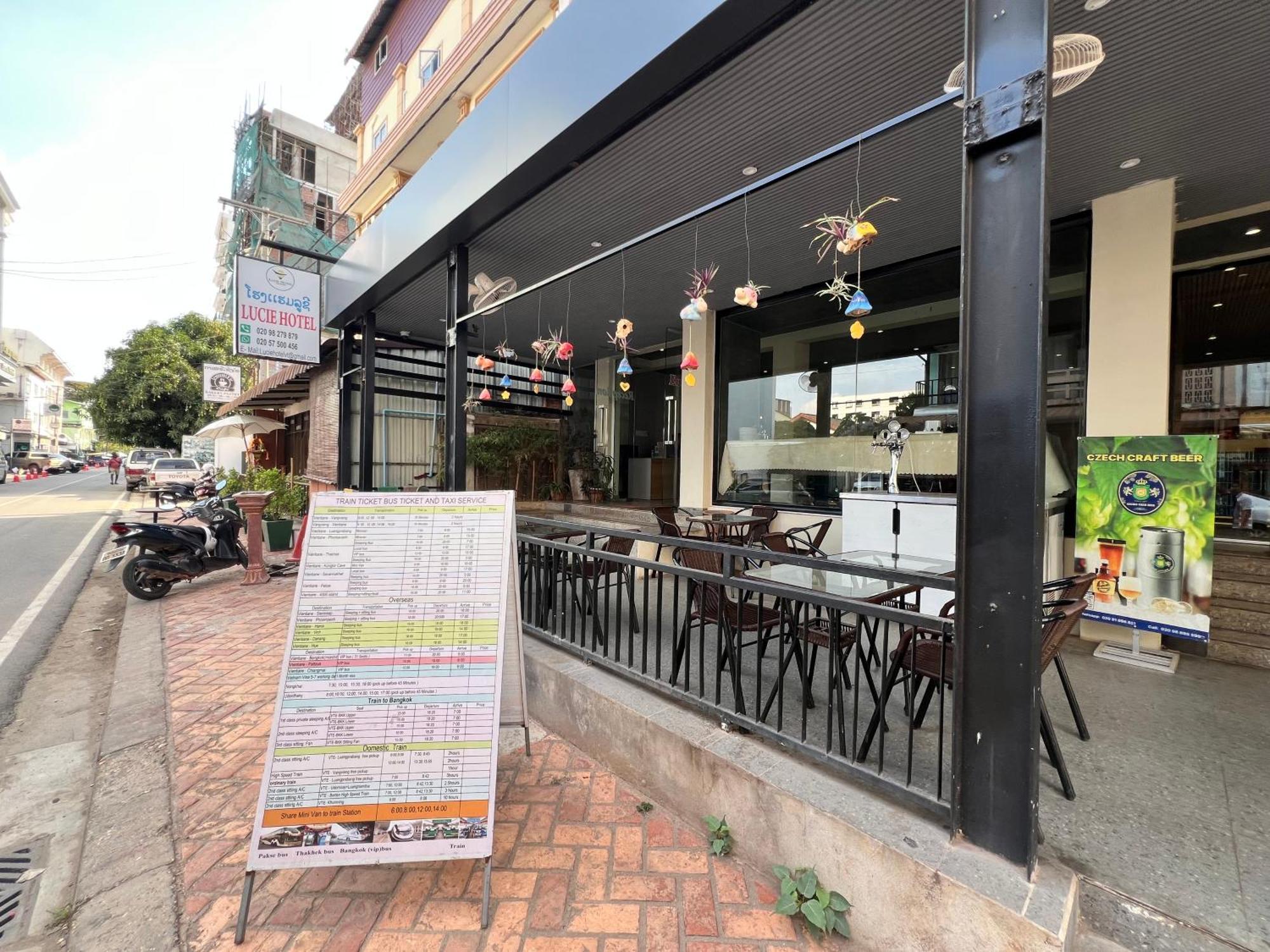 Lucie Hotel Vientiane Bagian luar foto