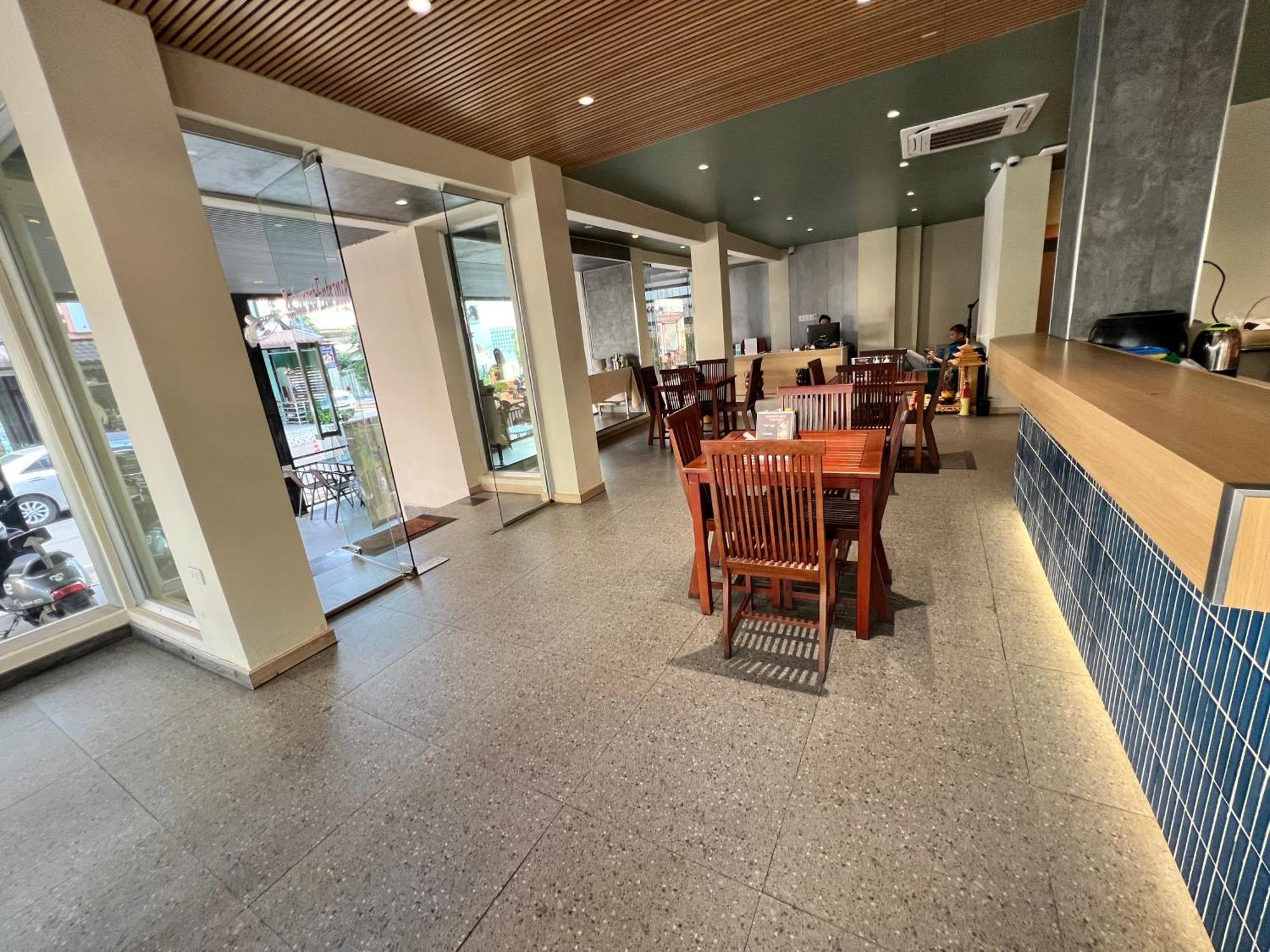 Lucie Hotel Vientiane Bagian luar foto