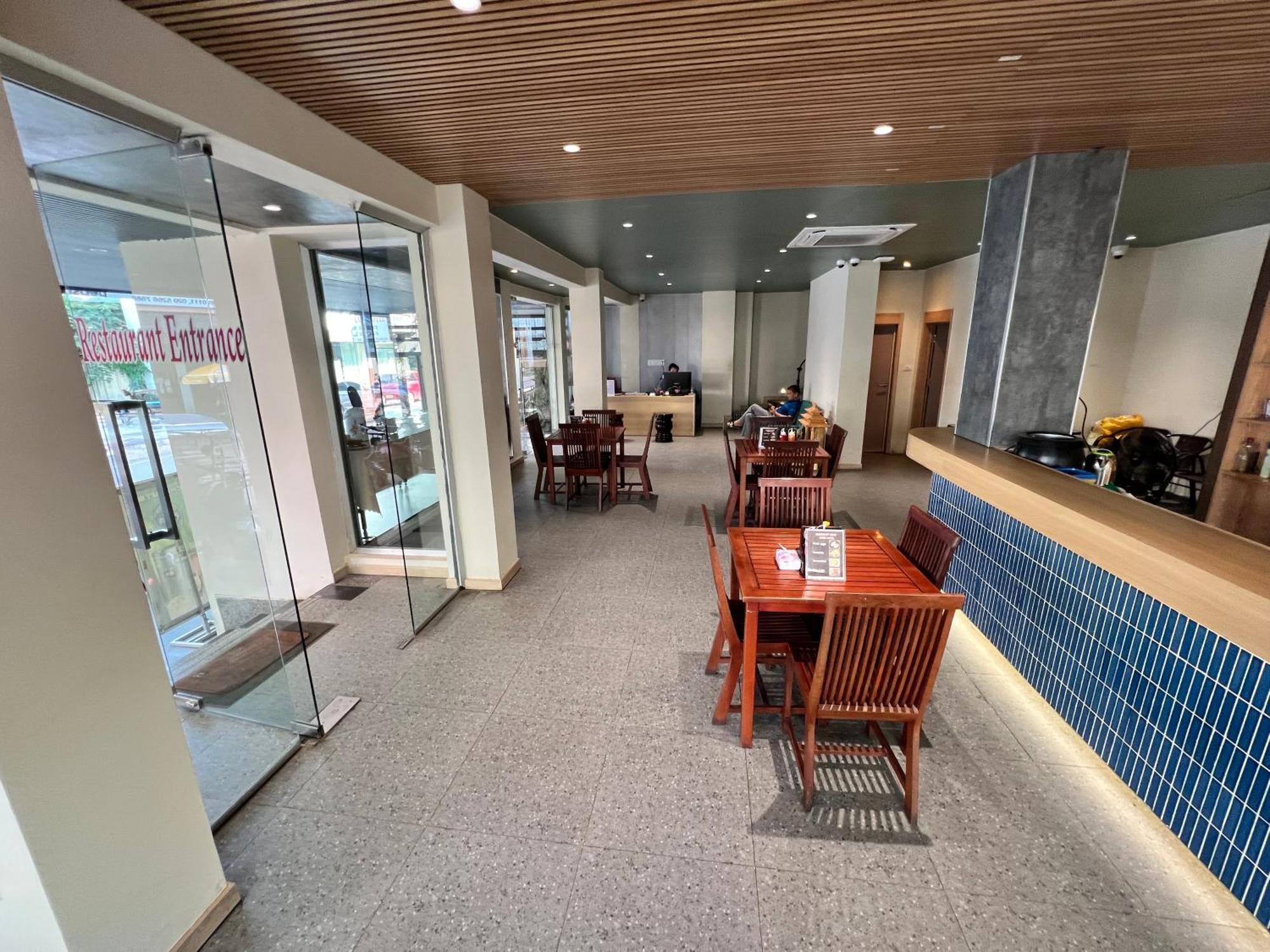 Lucie Hotel Vientiane Bagian luar foto
